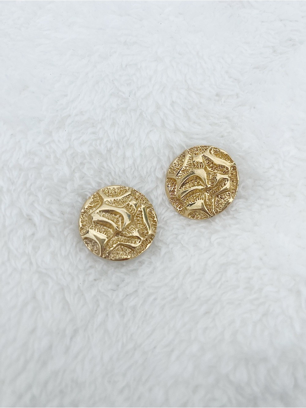 1985 Avon golden nugget earrings